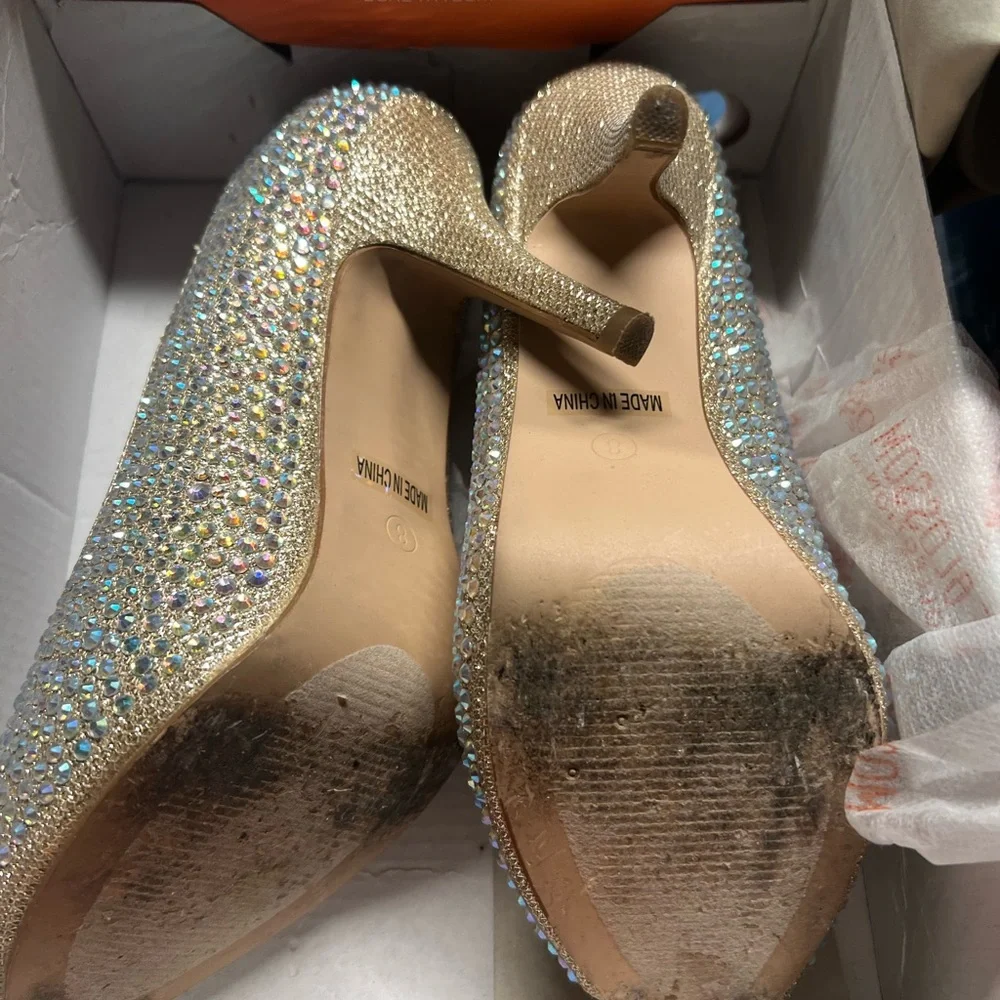 ❄️❄️Nude Sparkle peep toe heels❄️❄️ - Picture 2 of 4